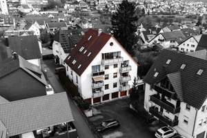 Wohnen über zwei Ebenen: Galerie, Südbalkon, 4 Zimmer | 2 Bäder | 2 Stellplätze | Energieeffizienz C