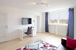 Über den Dächern Bogenhausens | Saniert | Separate Küche | Renditeobjekt – Zaubzerstrasse 43a, 81677 Parkstadt, München – Vorschaubild 3