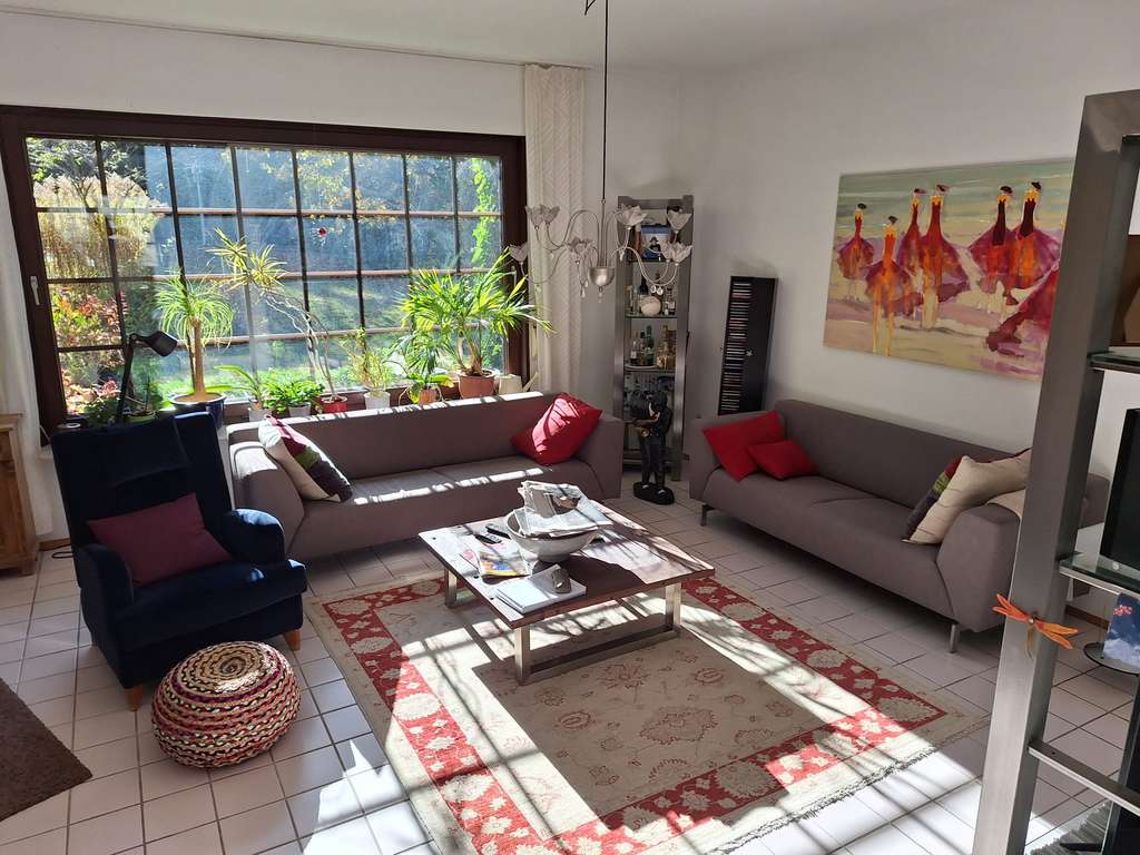 Immobilie in Sternenfels - Sternenfels: Sehr schöner Walmdachbungalow mit Klinkerfassade und herrlichem Freisitz - Bild 3