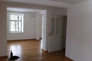 Lichtdurchflutete 3-Zimmer-Wohnung mit großem Balkon, Eichenparkett und Proviantbach vor der Tür – Otto-Lindenmeyer-Str. 67, 86153 Am Schäfflerbach, Augsburg – Vorschaubild 5