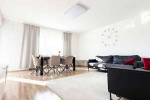 3-Zimmer-Wohnung mit Balkon und Stellplatz – solide Kapitalanlage in Wiesbaden – Die vollständige Adresse der Immobilie erhältst du vom Anbieter., 65197 Klarenthal, Wiesbaden – Vorschaubild 3