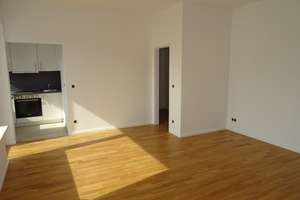 Gerade saniertes, sonniges, ruhiges Single-Apartment nahe U-Bahnhof Birkenstraße! – Wilhelmshavener Straße 00, 10551 Moabit, Berlin – Vorschaubild 5