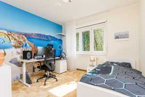 Property thumbnail 9