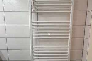 Helle, exklusive 4, bzw. 3,5  Zimmer Wohnung mit Aufzug , Balkon , Tiefgarage und EBK ! – Kirchhausener Straße 4, 74078 Frankenbach, Heilbronn – Vorschaubild 15