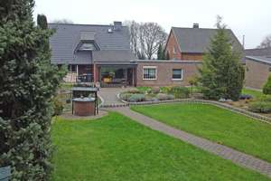 Voerde-Spellen: Doppeltes Wohnglück – Eigenbedarf trifft Rendite – Die vollständige Adresse der Immobilie erhältst du vom Anbieter., 46562 Voerde (Niederrhein) – Vorschaubild 47