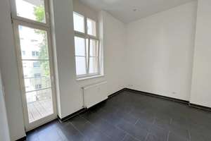 Altbauetage mit Erker und Aufzug im Einzeldenkmal – Die vollständige Adresse der Immobilie erhältst du vom Anbieter., 65185 Mitte, Wiesbaden – Vorschaubild 15