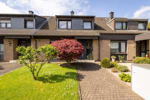 Leverkusen-Steinbüchel:
Modernes Reihenmittelhaus mit Sonnengrundstück in begehrter Wohnlage – Die vollständige Adresse der Immobilie erhältst du vom Anbieter., 51377 Steinbüchel, Leverkusen – Vorschaubild 1