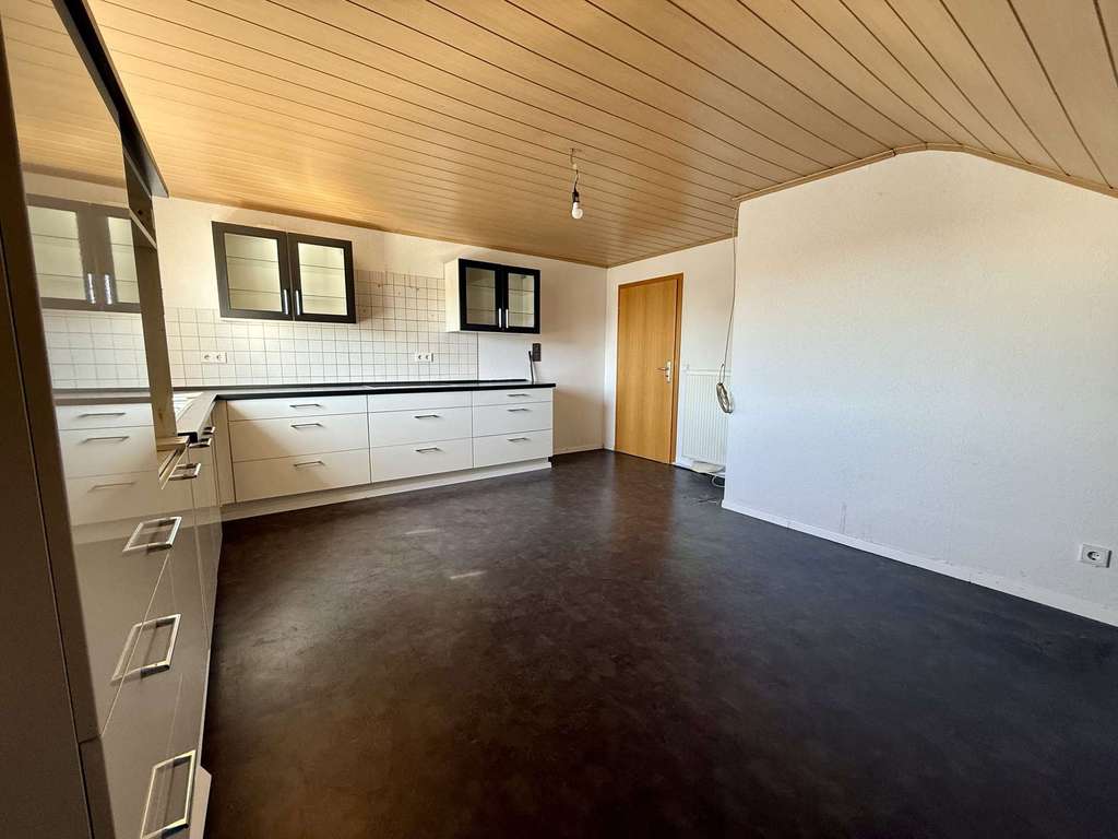 Immobilie in Hambrücken - Charmante 3-Zimmer-DG-Wohnung mit ausgebautem Dachstuhl - Bild 4