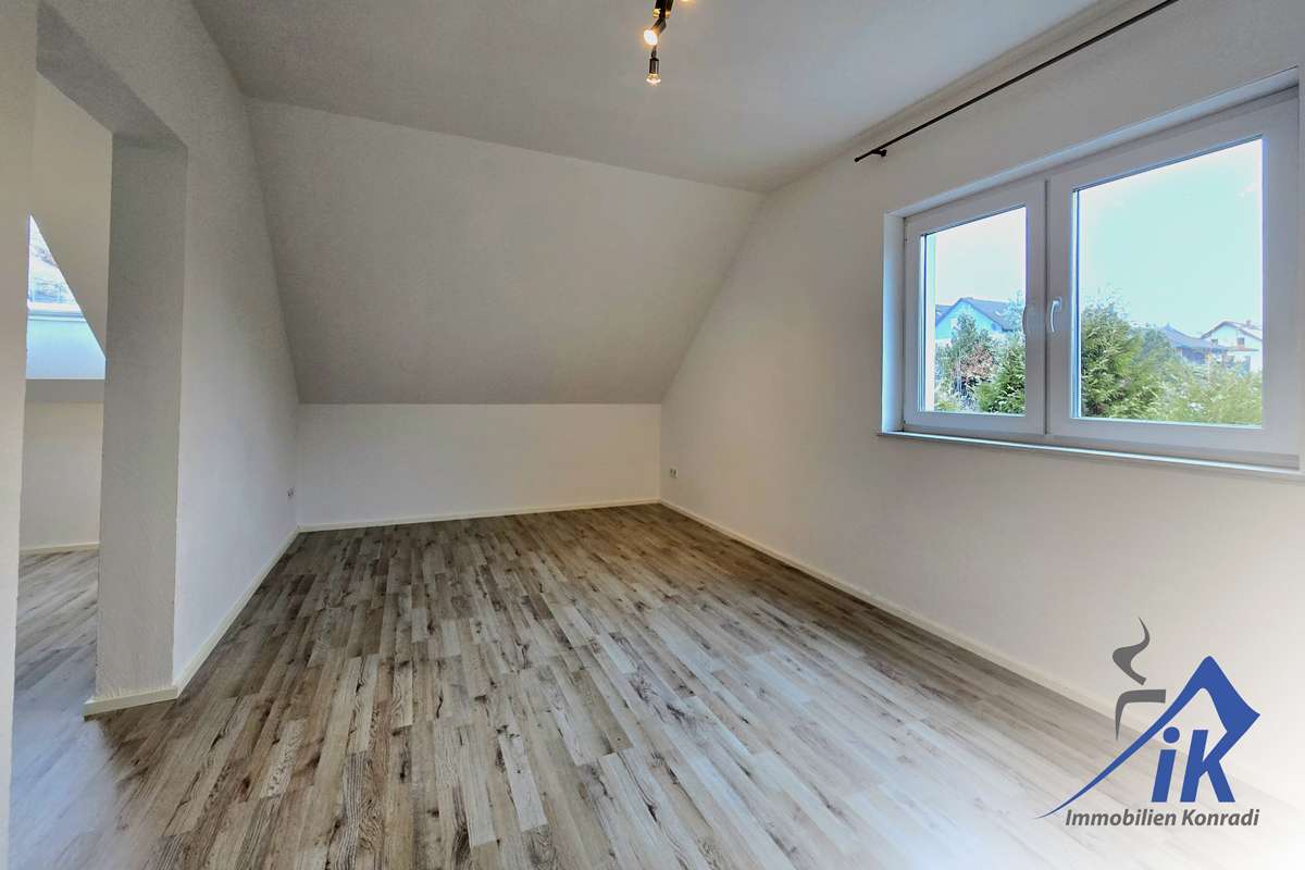 Immobilie in Reichenbach-Steegen - IK | Albersbach: großzügiges Einfamilienhaus in perfekter Lage für Familien - Bild 9