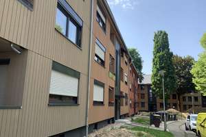 Wir renovieren für Sie, gut geschnittene  3-Zimmer-Wohnung mit Balkon in MG Rheindahlen
