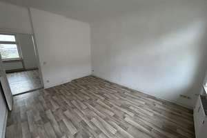 Geräumige 3-Zimmer-Wohnug mit Balkon! – Otto-Richter-Straße 16a, 39116 Sudenburg, Magdeburg – Vorschaubild 3