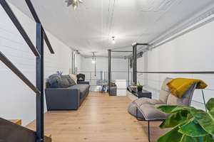 Luxuriöse Loft-Maisonette mit eigenem Eingang, Stellplatz, Sonnenbalkon & Stadthausgefühl – 51145 Eil, Köln – Vorschaubild 14