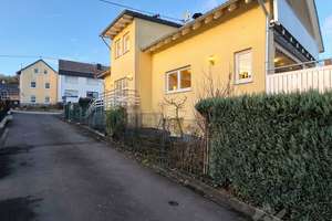 PLATZ, MASSIV, SOFORT FREI – IHR EINFAMILIENHAUS IN NEUWIED – Die vollständige Adresse der Immobilie erhältst du vom Anbieter., 56567 Neuwied – Vorschaubild 4