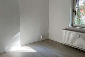 Ruhig gelegene, renovierte 3-Zimmer-Wohnung in Gebhardshagen