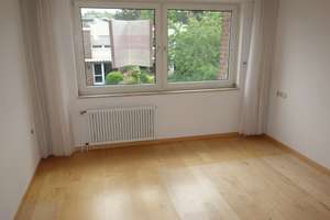 EINFAMILIEN-REIHENMITTELHAUS PARKETT 4 ZIMMER MOD. BÄDER+G-WC GARTEN TERRASSE GARAGE IN HASSELS – Oberheider Straße 35, 40599 Hassels, Düsseldorf – Vorschaubild 14