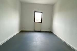 7556 - WG gesucht: Zentrale 6-Zimmerwohnung am Stephansplatz / Postgalerie! – Die vollständige Adresse der Immobilie erhältst du vom Anbieter., 76133 Innenstadt-West, Karlsruhe – Vorschaubild 3