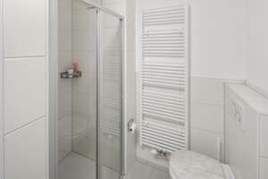 Luxuriöse 2-Zimmer-Wohnung mit Balkon und Garage in Villingen-Schwenningen – Im Neckarpark 41, 78056 Schwenningen, Villingen-Schwenningen – Vorschaubild 7