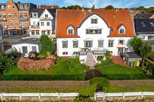 Ein Haus mit Geschichte und Potenzial direkt am Meer – Die vollständige Adresse der Immobilie erhältst du vom Anbieter., 25938 Wyk auf Föhr – Vorschaubild 4