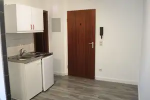 Property thumbnail 6