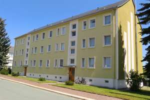 Anschauen & einziehen! Schicke 3-Raum-Wohnung in Pausa – Beethovenstraße 16, 7952 Pausa/Vogtland – Vorschaubild 1