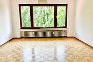 Frisch Renovierte 3-Zimmer-Wohnung mit Balkon am Schlosspark – Clevinghaus Straße 10 A, 44795 Bochum – Vorschaubild 3