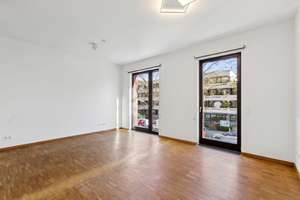 Individuelle  3 oder 4 Zimmer Wohnung in zentraler Lage im beliebten Oberkassel – Die vollständige Adresse der Immobilie erhältst du vom Anbieter., 40545 Oberkassel, Düsseldorf – Vorschaubild 4