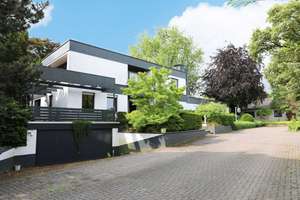 Stilvolle Architektenvilla im Bauhausstil - ein Unikat in Hannover-Sehnde – Die vollständige Adresse der Immobilie erhältst du vom Anbieter., 31319 Sehnde – Vorschaubild 1