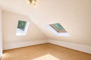 800 m² Garten: Reihenendhaus in ruhiger Wohnsiedlung von Kaiserswerth – 40489 Kaiserswerth, Düsseldorf – Vorschaubild 15