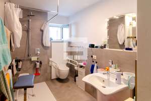 Rollstuhlgerechte/altersgerechte neuwertige 110 m² Wohnung auf 2 Ebenen mit Aufzug – Die vollständige Adresse der Immobilie erhältst du vom Anbieter., 81245 Altaubing, München – Vorschaubild 9