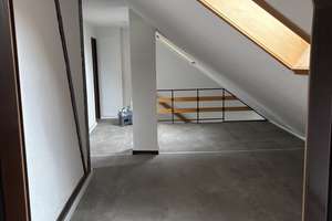  Gemütliche 2-Zimmer Dachgeschosswohnung in Biebrich – Mülhausener Straße 15, 65203 Biebrich, Wiesbaden – Vorschaubild 3