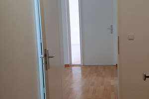 Lichtdurchflutete 2,5-Zimmer-Wohnung mit 2 Balkonen  direkt an der U-Bahn Haderner Stern – Die vollständige Adresse der Immobilie erhältst du vom Anbieter., 81375 Neuhadern, München – Vorschaubild 5