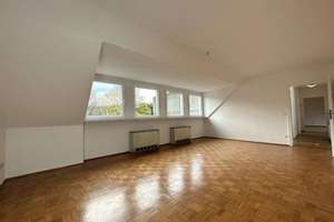 Heller 2,5-Raum-DG-Traum: Südwest-Hoflage, Parkett, neue Heizung & 67 m² Spitzboden-Ausbaureserve! – 45276 Steele, Essen – Vorschaubild 2