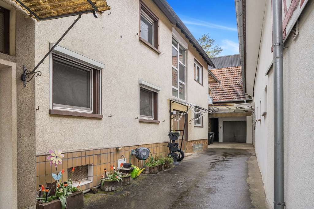 Immobilie in Herxheim - Ruhig gelegenes Haus in Herxheim mit Garten und Stellplatz als Alternative zur Wohnung - Bild 0