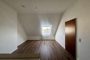 2-Zimmer-Maisonette-Wohnung in Düsseldorf-Hamm in direkter Rheinlage – Die vollständige Adresse der Immobilie erhältst du vom Anbieter., 40221 Hamm, Düsseldorf – Vorschaubild 5