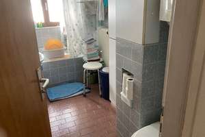 ZWEIFAMILIENHAUS MIT GARAGE UND GROSSER SCHEUNE-IDEAL GEEIGNET FÜR BAUTRÄGER – ATTRAKTIVER STANDORT – Lutherstraße 23, 72770 Betzingen, Reutlingen – Vorschaubild 5