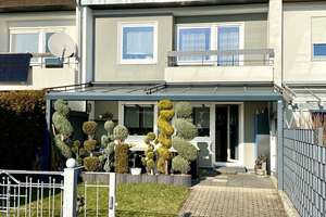 Wohnglück für die ganze Familie! Modernes u. traumhaft gelegenes Reihenhaus in Günzburg! – Die vollständige Adresse der Immobilie erhältst du vom Anbieter., 89312 Günzburg – Vorschaubild 4