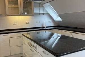 Düsseltal "Lichtdurchflutete Dachgeschosswohnung mit Charme & Komfort in grüner Lage & Loggia 