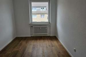 Nur für 2 Personen geeignet!!! Helle, neu ren. 3 Zi.-Wohn. in Duisburg-W`ort – Hultschinerstr. 93, 47055 Wanheimerort, Duisburg – Vorschaubild 6
