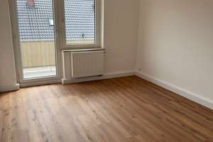 Hochwertig renovierte 3-Zimmer-Wohnung mit Balkon – Bebo-Wager-Straße 2,5, 86157 Pfersee-Nord, Augsburg – Vorschaubild 4