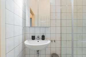 Cozy 1-Bedroom Apartment Near Treptower Park – Die vollständige Adresse der Immobilie erhältst du vom Anbieter., 10245 Friedrichshain, Berlin – Vorschaubild 17