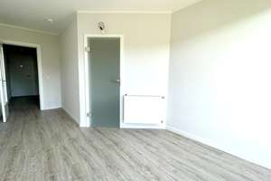 Schöne, sanierte 2-Zimmer-Wohnung in zentraler Lage - courtagefrei – Grevenweg 32, 20537 Borgfelde, Hamburg – Vorschaubild 3