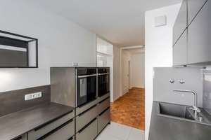 3-Zimmer ETW mit großem Balkon ins Grüne am Romanplatz, zwischen Schlosspark und Hirschgarten – Die vollständige Adresse der Immobilie erhältst du vom Anbieter., 80639 Nymphenburg, München – Vorschaubild 6