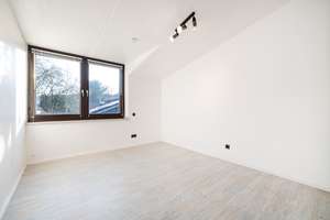 Architektonisch außergewöhnliches Einfamilienhaus mit traumhaftem Grundstück in bester Lage! – Die vollständige Adresse der Immobilie erhältst du vom Anbieter., 47803 Inrath/Kliedbruch, Krefeld – Vorschaubild 24