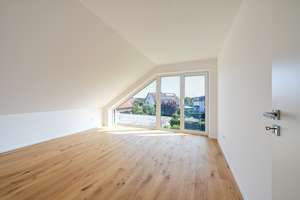 Erstbezug! Wohnen mit Stil und Raum – 9-Zimmer-Einfamilienhaus mit Wellnessbereich & Garten – Die vollständige Adresse der Immobilie erhältst du vom Anbieter., 85465 Langenpreising – Vorschaubild 10