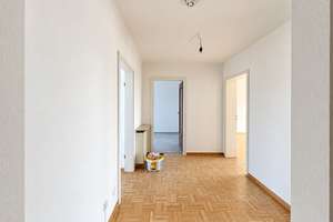 Frisch renovierte 3-Zimmer-Wohnung mit 2 Balkonen, Aufzug & TG-Stellplatz in Feudenheim – 68259 Feudenheim, Mannheim – Vorschaubild 9