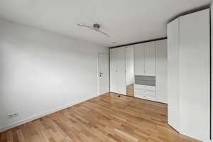 Ruhig wohnen in gefragter Lage – 3,5 Zimmer mit Balkon und Stellplatz in Stuttgart-Giebel – Die vollständige Adresse der Immobilie erhältst du vom Anbieter., 70499 Giebel, Stuttgart – Vorschaubild 8
