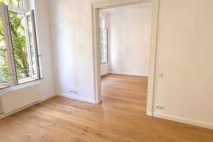 ** BEL ETAGE IN UNTERBILK * SINGLE WOHNUNG IM KERSANIERTEN ALTBAU NÄHE LANDTAG & HAFEN** – Sedanstr. xx, 40217 Unterbilk, Düsseldorf – Vorschaubild 3