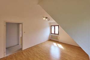Charmantes 1-2 Familienhaus in schöner Wohnlage von Villingendorf – Die vollständige Adresse der Immobilie erhältst du vom Anbieter., 78667 Villingendorf – Vorschaubild 33