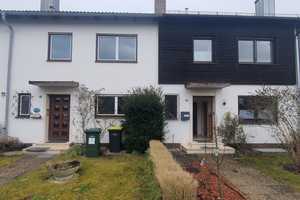 Familienidyll in bester Lage (Isarnähe) - Reihenmittelhaus (1 von 2) mit Garage und Stellplatz – Bad Tölz-Wolfratshausen (Kreis) – Vorschaubild 1