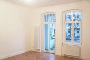 Luxuriöse 4-Zimmer-Wohnung mit 2 Balkonen, Garten und Einbauküche in Braunschweig – Humboldtstraße 25, 38106 Östliches Ringgebiet, Braunschweig – Vorschaubild 2